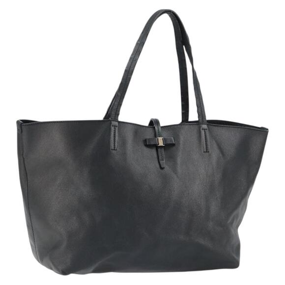 Salvatore Ferragamo Handbags - Salvatore Ferragamo Vala Tote Bag Leather Black Auth 155686